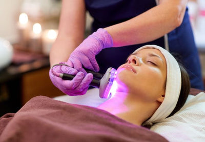 LED LIGHT THERAPY FOR ACNE TREATMENT AND PREVENTION