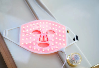 FACIALS FOR LARGE PORES: SHRINK YOUR PORES & TRANSFORM YOUR SKIN WITH LED LIGHT THERAPY